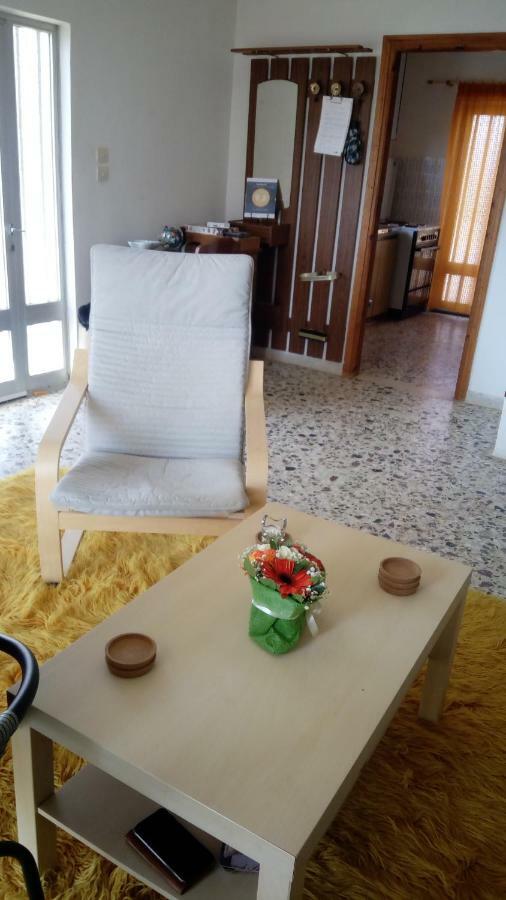 شقة To Spiti Stin Aliki أرتيميدا المظهر الخارجي الصورة
